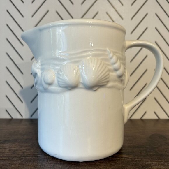 VTG Ceramic Seashells Starfish Pitcher Raised White 1993 CBK Taiwan Beach House - Picture 3 of 11